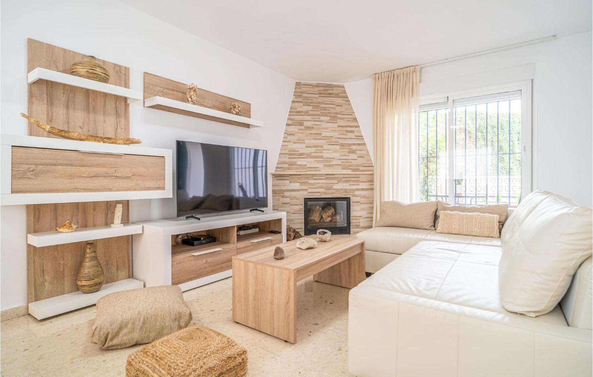 Nice Home In Velez-Malaga With Wifi Eksteriør bilde
